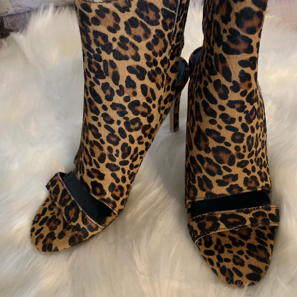 Charles David Open Toe Leather Hair-Calf pumps